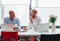 How To Choose The Right Investment Advisor For You